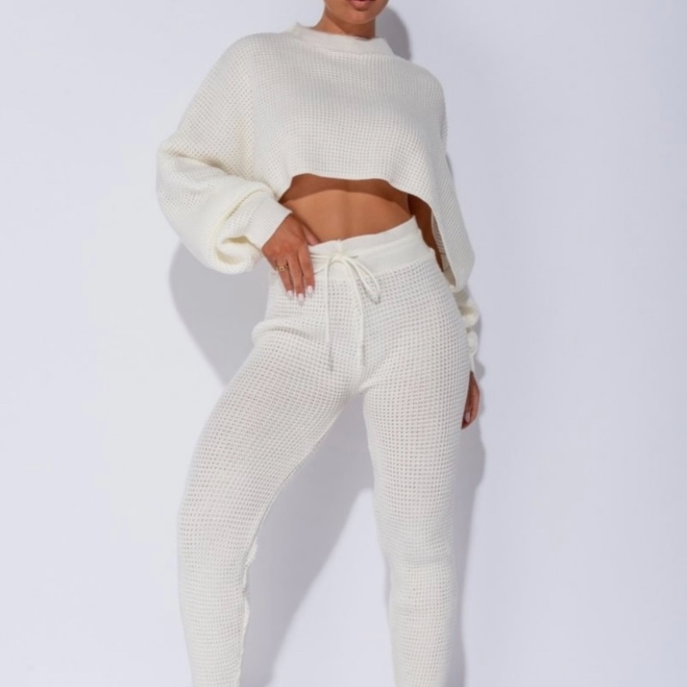 NEW * Crop waffle knit Lounge Set * - Picture 3 of 3